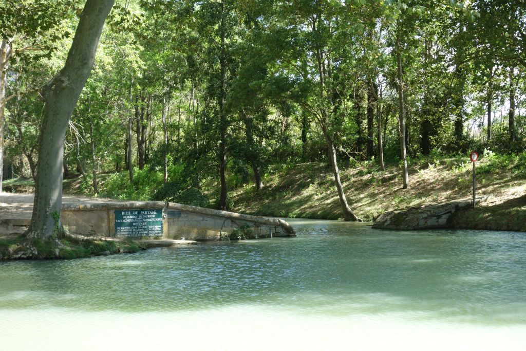 Bief de partage de Naurouze (point le plus haut du canal)